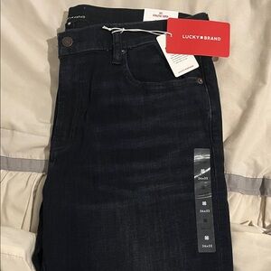 Lucky Brand NWT Men's 411 Athletic Taper Dark Blue Jeans